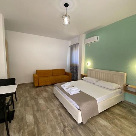 Gray&Oli Studios Avlonya Dış mekan fotoğraf