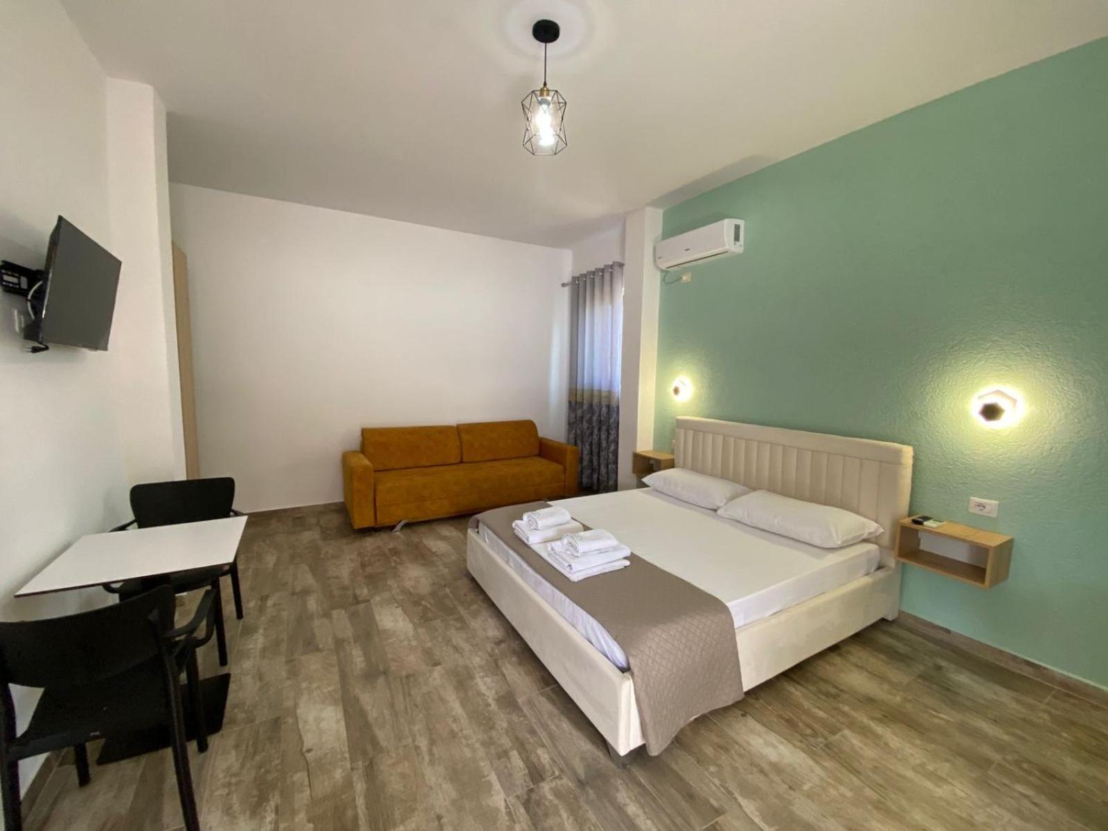 Gray&Oli Studios Avlonya Dış mekan fotoğraf