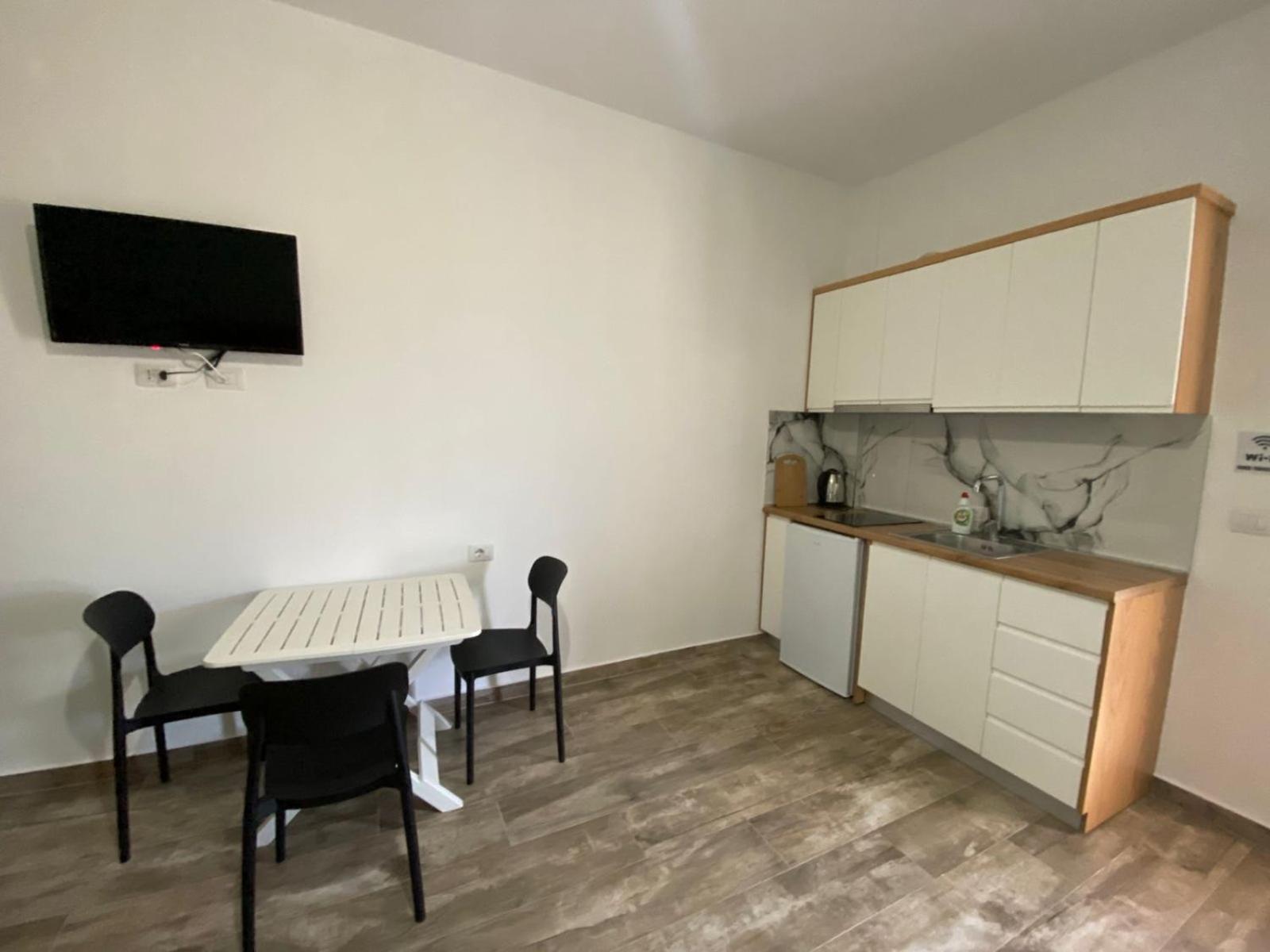 Gray&Oli Studios Avlonya Dış mekan fotoğraf