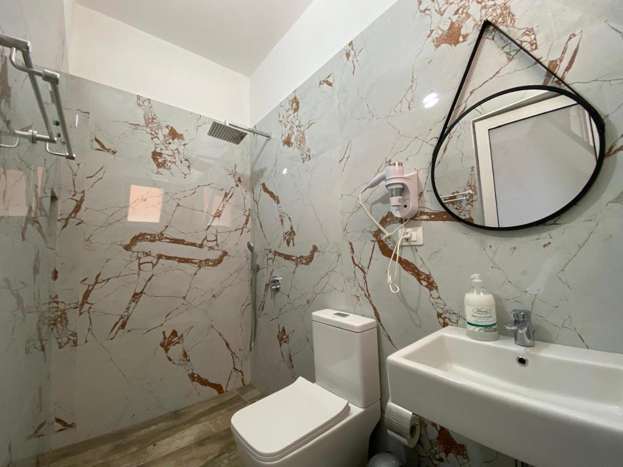Gray&Oli Studios Avlonya Dış mekan fotoğraf