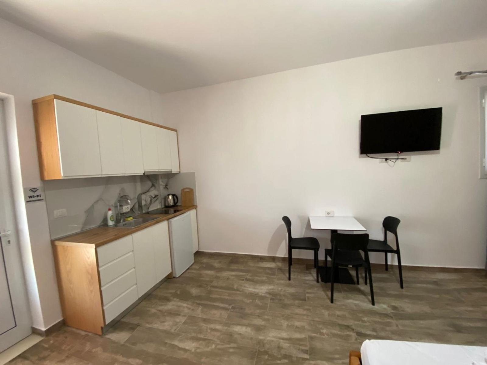 Gray&Oli Studios Avlonya Dış mekan fotoğraf